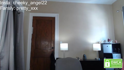 pretty_pussy_xxx  08-12-2022